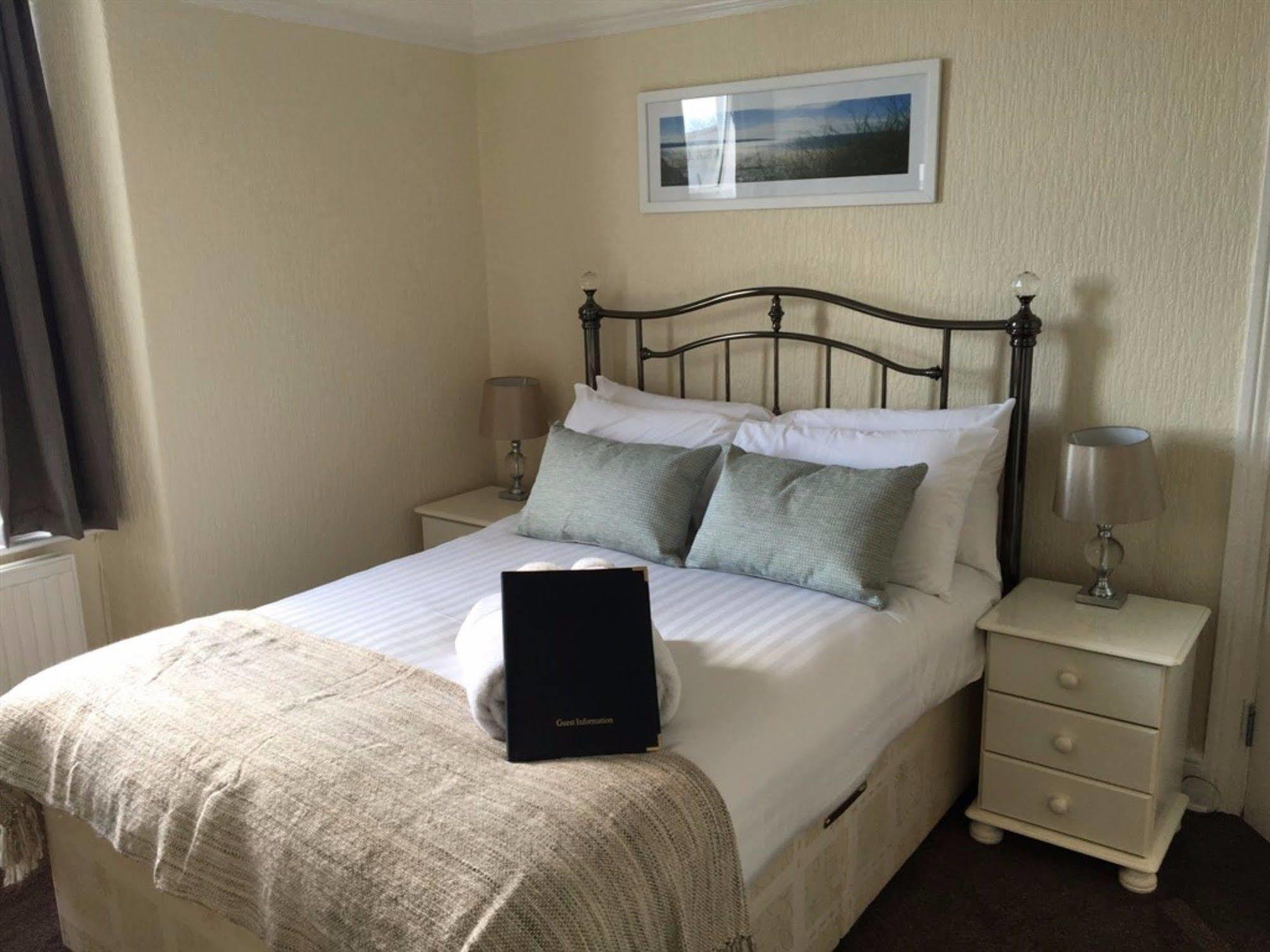 The Wylfa Hotel Abersoch Buitenkant foto